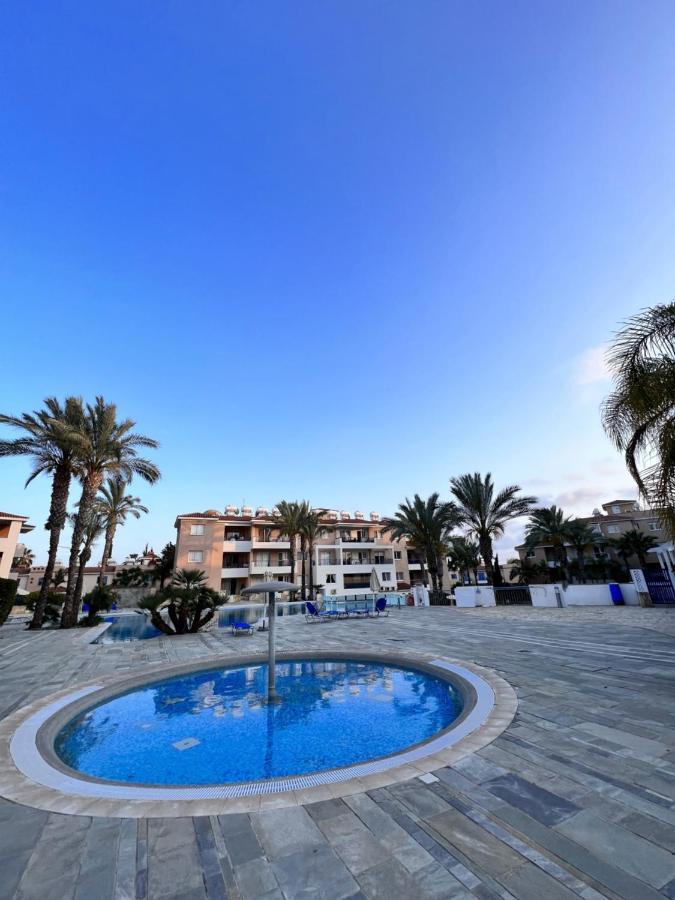 Iris Village Pafos Exterior foto