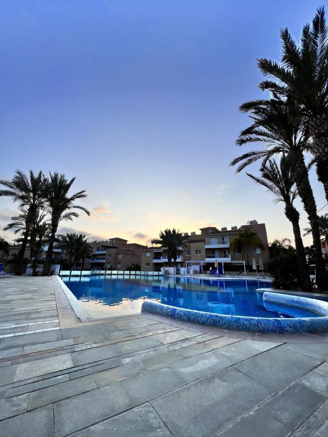 Iris Village Pafos Exterior foto