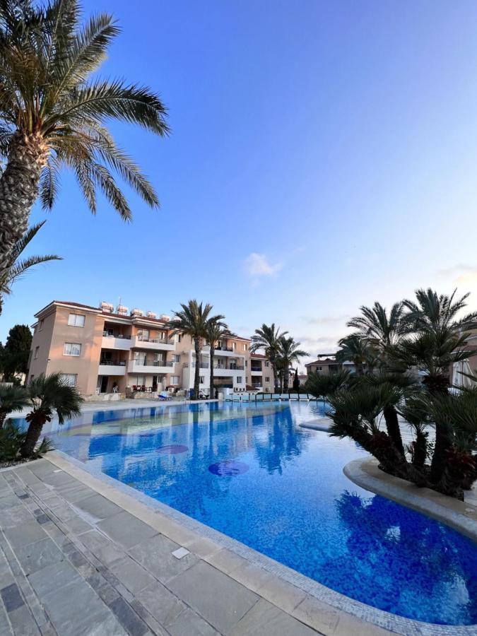 Iris Village Pafos Exterior foto