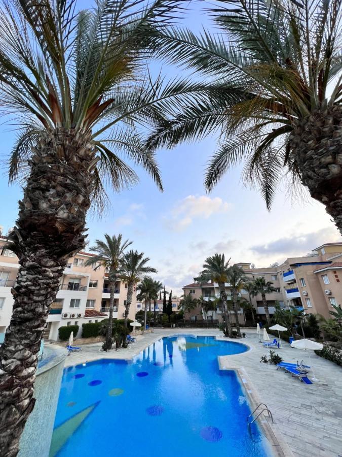Iris Village Pafos Exterior foto