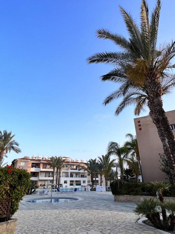 Iris Village Pafos Exterior foto
