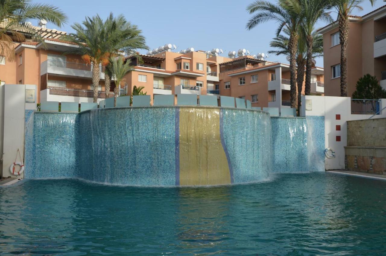 Iris Village Pafos Exterior foto